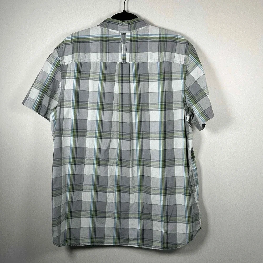The North Face XL Button Up Grey Green Plaid Short Sleeve Hiking Shirt